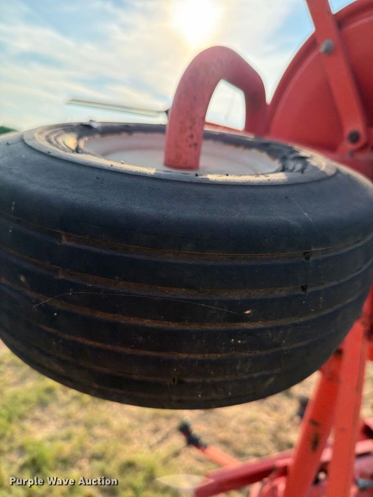 image for item FN3713 Kuhn GF 5001 THA hay tedder