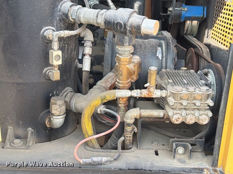 image for item FN3716 Vermeer AIR 573 SDT vacuum excavator