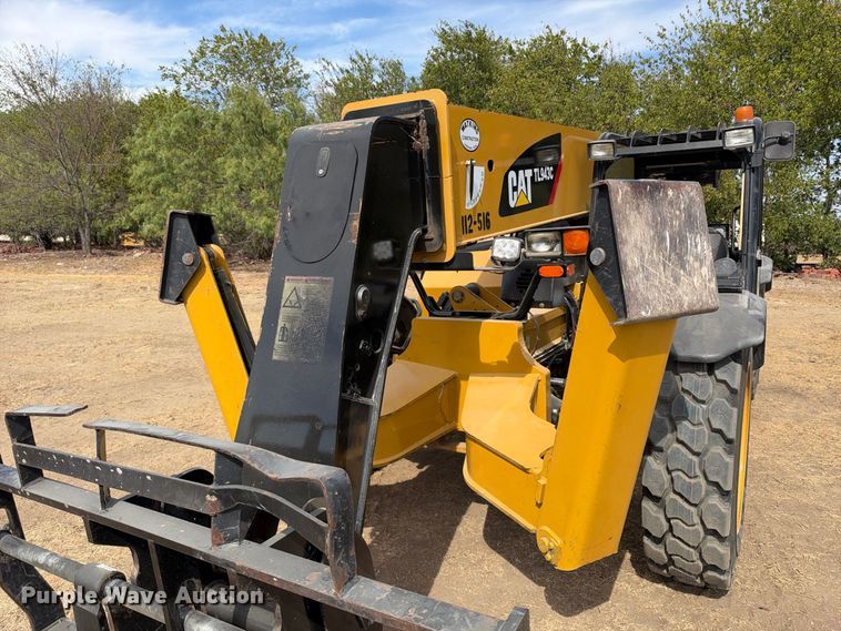 image for item FN3718 2014 Caterpillar TL943C telehandler