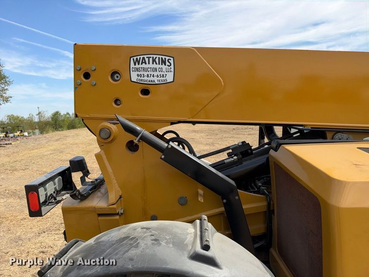 image for item FN3718 2014 Caterpillar TL943C telehandler