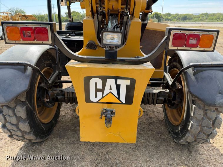 image for item FN3718 2014 Caterpillar TL943C telehandler