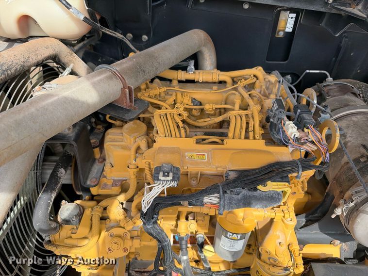 image for item FN3718 2014 Caterpillar TL943C telehandler