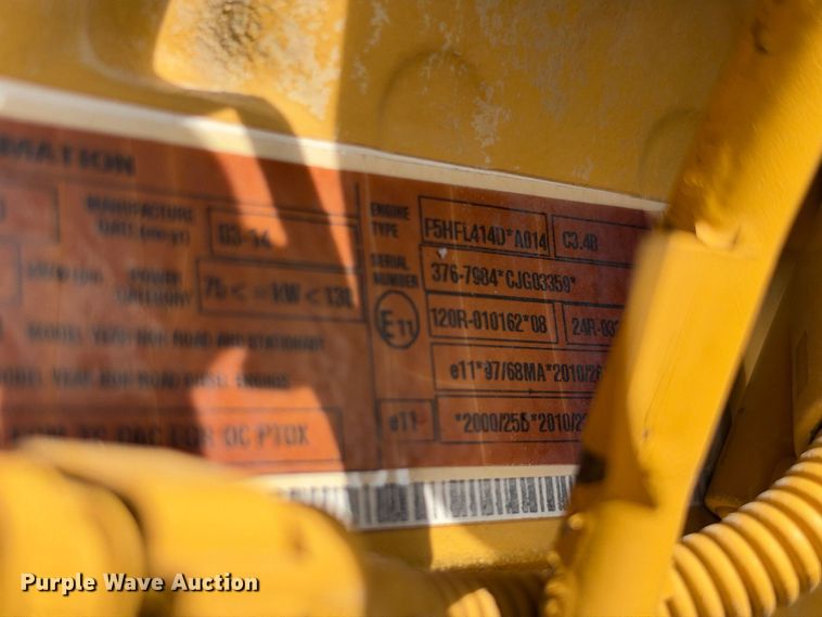 image for item FN3718 2014 Caterpillar TL943C telehandler