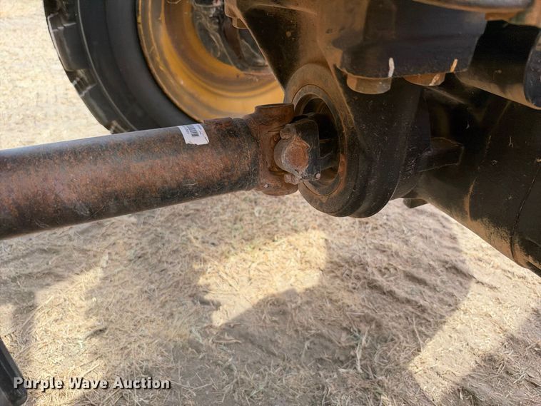 image for item FN3718 2014 Caterpillar TL943C telehandler