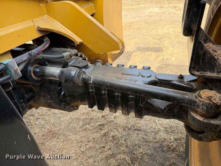 image for item FN3718 2014 Caterpillar TL943C telehandler