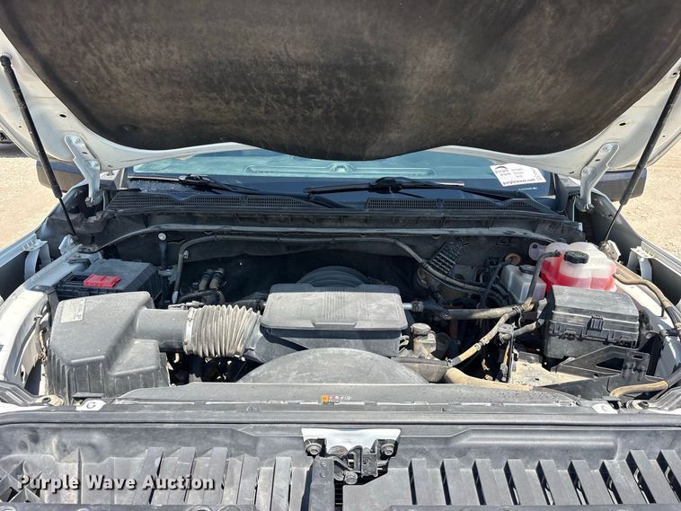 image for item FN3720 2021 GMC Sierra 2500 Crew Cab pickup truck