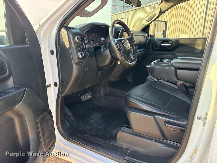 image for item FN3721 2021 GMC Sierra 2500 Crew Cab pickup truck