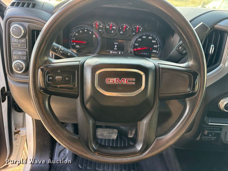 image for item FN3721 2021 GMC Sierra 2500 Crew Cab pickup truck