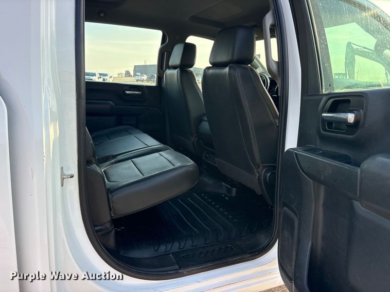 image for item FN3721 2021 GMC Sierra 2500 Crew Cab pickup truck