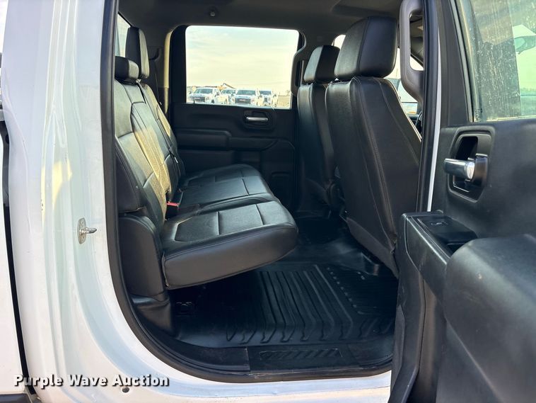 image for item FN3721 2021 GMC Sierra 2500 Crew Cab pickup truck