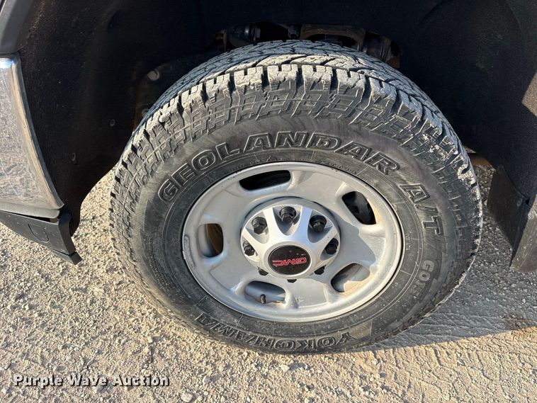 image for item FN3721 2021 GMC Sierra 2500 Crew Cab pickup truck