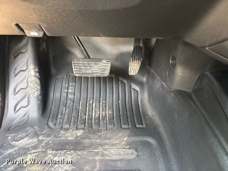 image for item FN3722 2021 GMC Sierra 2500 Crew Cab pickup truck