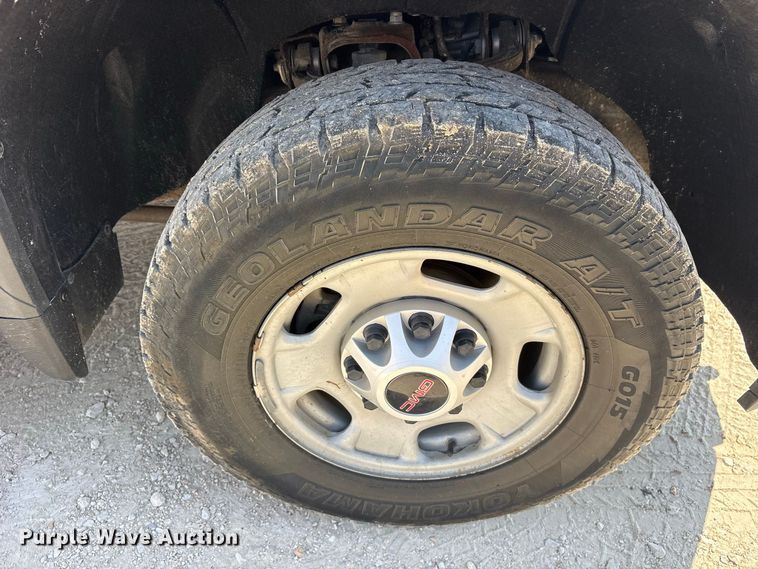 image for item FN3722 2021 GMC Sierra 2500 Crew Cab pickup truck