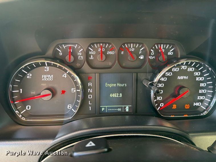 image for item FN3723 2017 Chevrolet Silverado 2500HD 4X4 Ext. Cab pickup truck