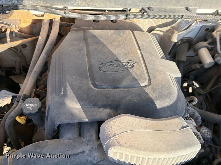 image for item FN3723 2017 Chevrolet Silverado 2500HD 4X4 Ext. Cab pickup truck
