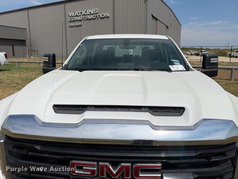 image for item FN3724 2021 GMC Sierra 2500 Crew Cab pickup truck