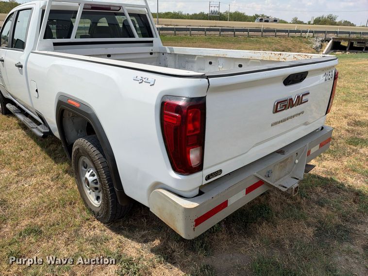 image for item FN3724 2021 GMC Sierra 2500 Crew Cab pickup truck