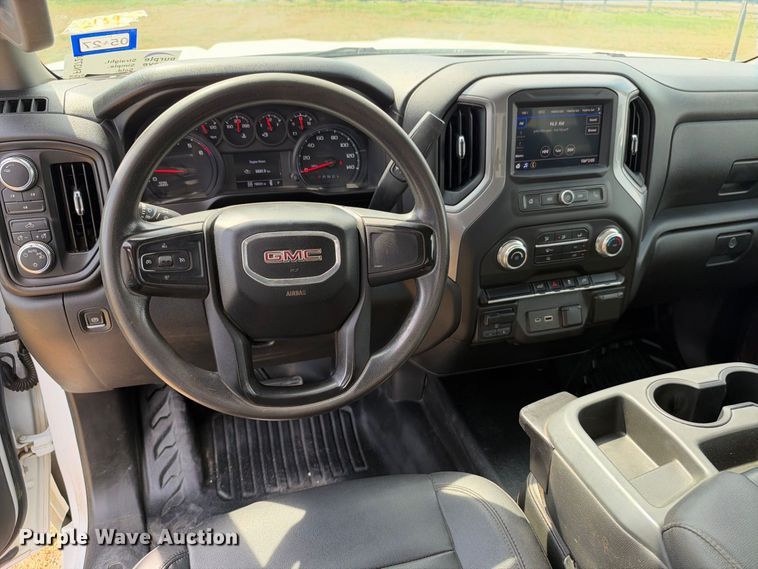 image for item FN3724 2021 GMC Sierra 2500 Crew Cab pickup truck