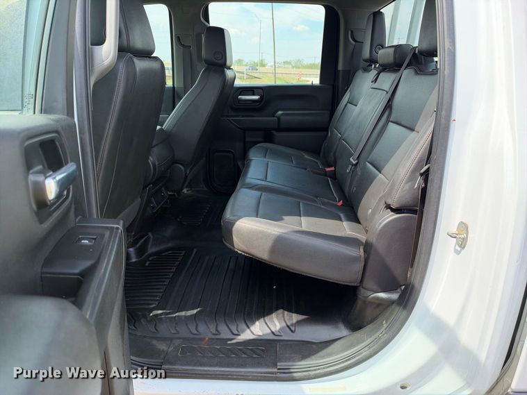 image for item FN3724 2021 GMC Sierra 2500 Crew Cab pickup truck