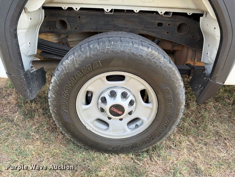 image for item FN3724 2021 GMC Sierra 2500 Crew Cab pickup truck
