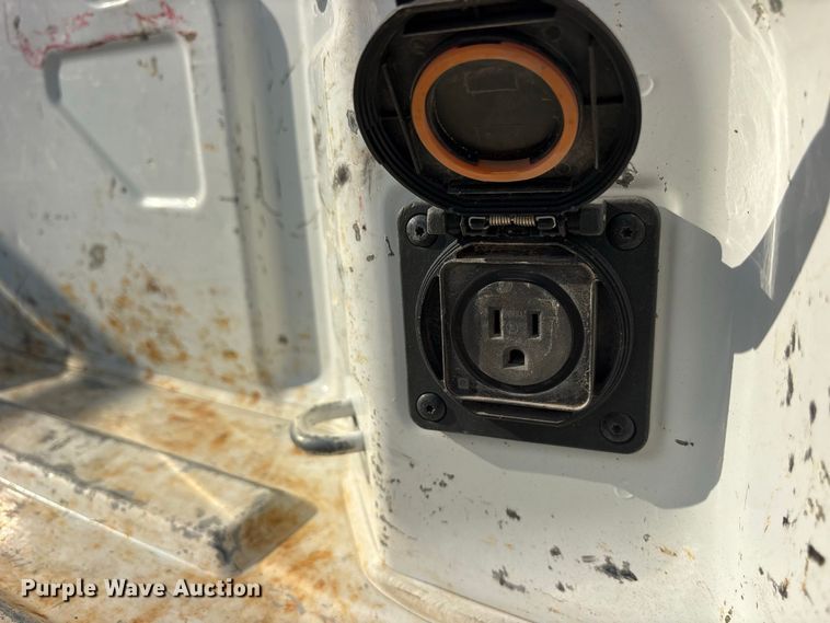 image for item FN3725 2021 GMC Sierra 2500 Crew Cab pickup truck