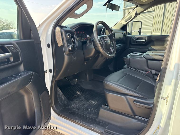 image for item FN3725 2021 GMC Sierra 2500 Crew Cab pickup truck