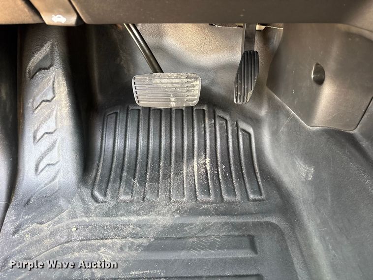 image for item FN3725 2021 GMC Sierra 2500 Crew Cab pickup truck