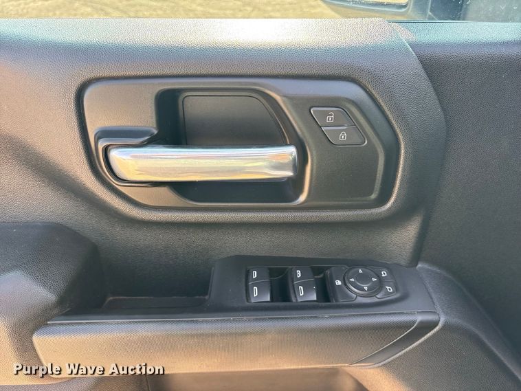 image for item FN3725 2021 GMC Sierra 2500 Crew Cab pickup truck