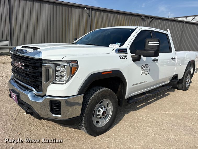2022 GMC Sierra 2500 Crew Cab pickup truck