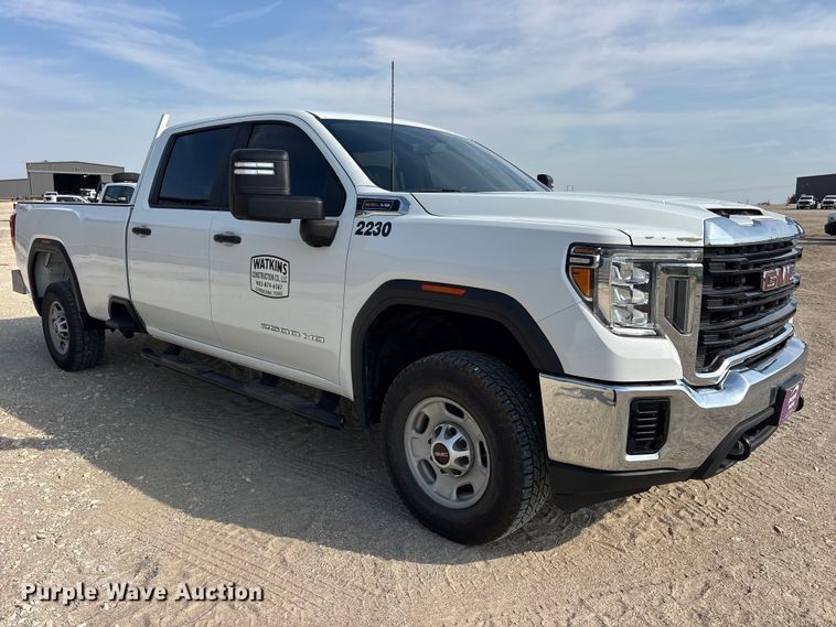 image for item FN3726 2022 GMC Sierra 2500 Crew Cab pickup truck