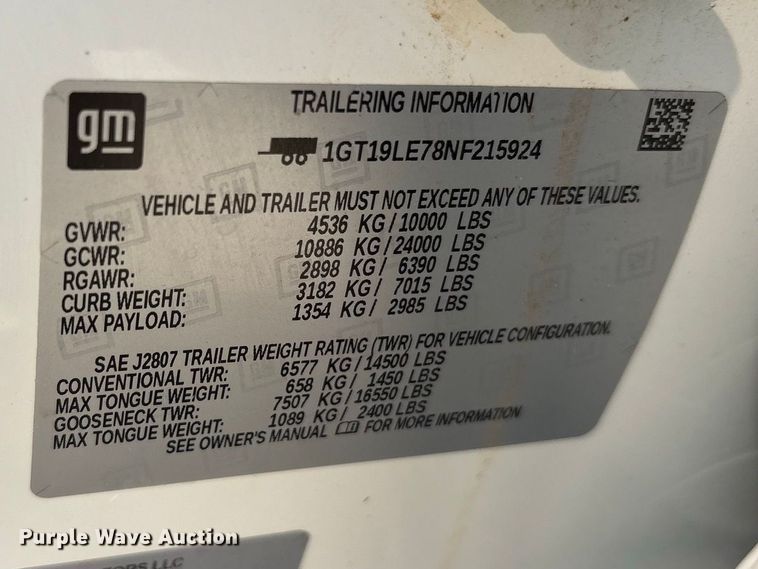 image for item FN3726 2022 GMC Sierra 2500 Crew Cab pickup truck