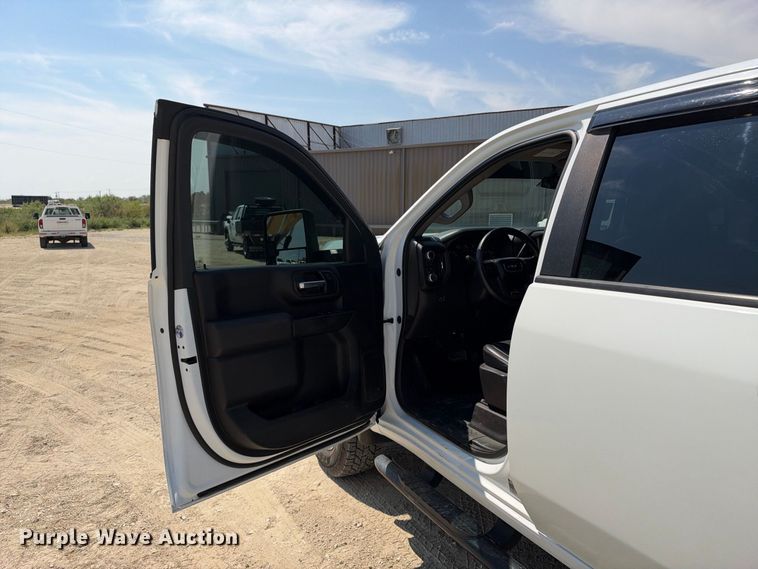 image for item FN3727 2021 GMC Sierra 2500 Crew Cab pickup truck