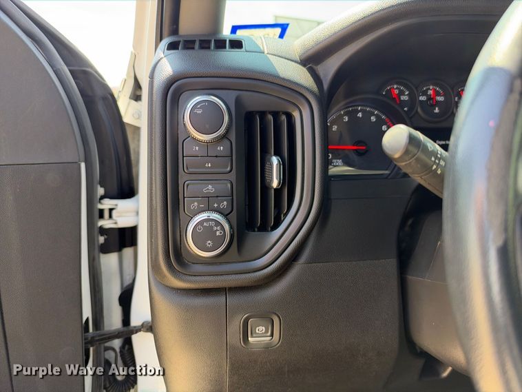 image for item FN3727 2021 GMC Sierra 2500 Crew Cab pickup truck