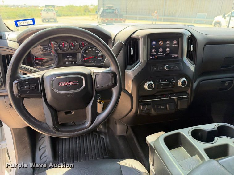 image for item FN3727 2021 GMC Sierra 2500 Crew Cab pickup truck