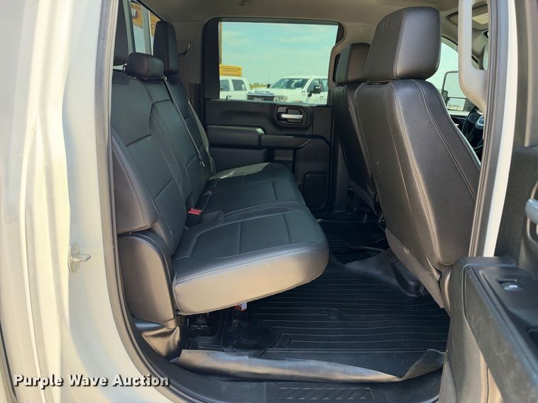 image for item FN3727 2021 GMC Sierra 2500 Crew Cab pickup truck