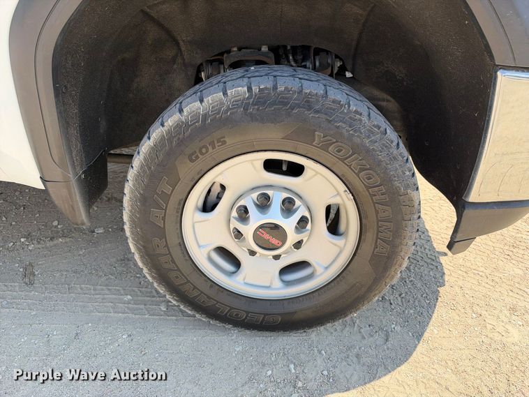 image for item FN3727 2021 GMC Sierra 2500 Crew Cab pickup truck