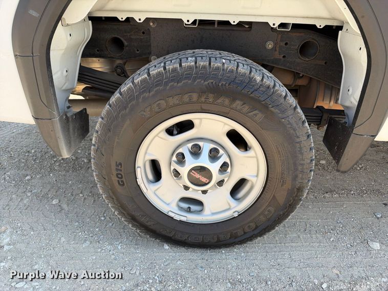 image for item FN3727 2021 GMC Sierra 2500 Crew Cab pickup truck