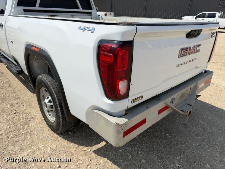 image for item FN3728 2021 GMC Sierra 2500 Crew Cab pickup truck