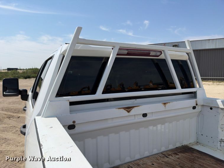 image for item FN3728 2021 GMC Sierra 2500 Crew Cab pickup truck