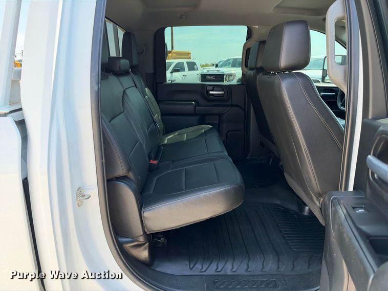 image for item FN3728 2021 GMC Sierra 2500 Crew Cab pickup truck