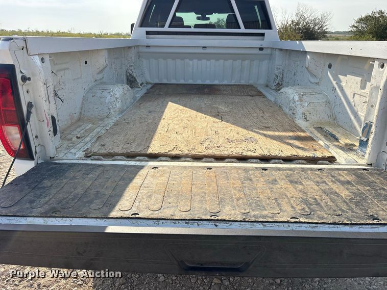 image for item FN3729 2021 GMC Sierra 2500 Crew Cab pickup truck