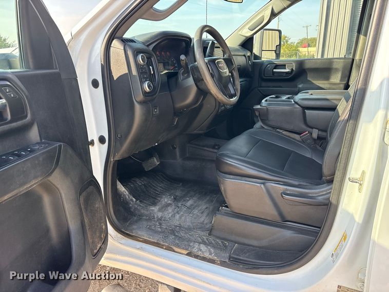 image for item FN3729 2021 GMC Sierra 2500 Crew Cab pickup truck