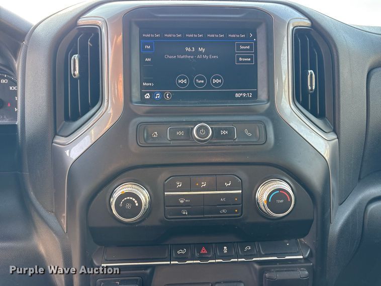 image for item FN3729 2021 GMC Sierra 2500 Crew Cab pickup truck