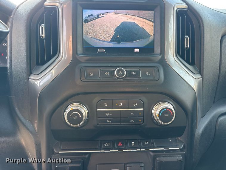 image for item FN3729 2021 GMC Sierra 2500 Crew Cab pickup truck