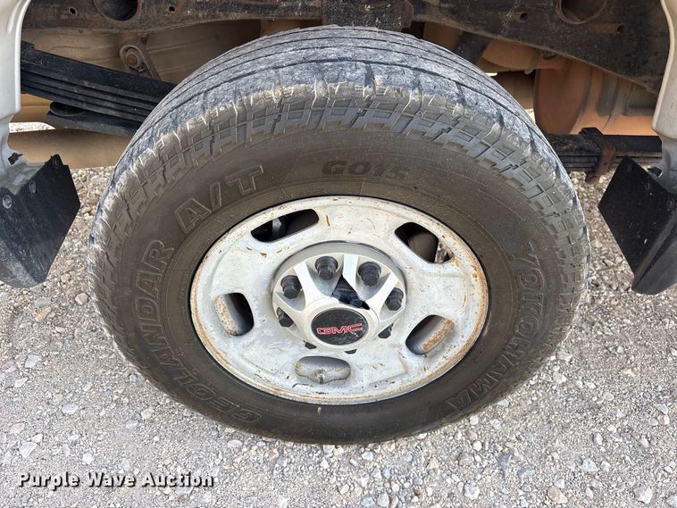 image for item FN3729 2021 GMC Sierra 2500 Crew Cab pickup truck