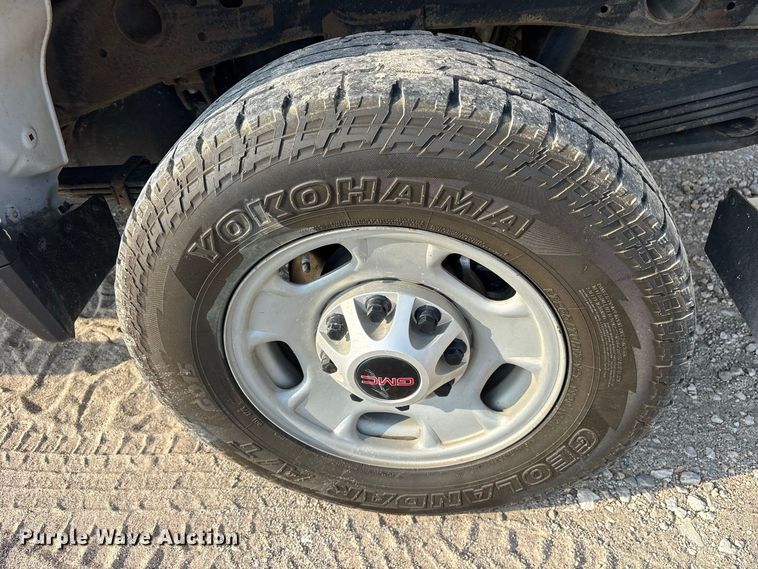 image for item FN3729 2021 GMC Sierra 2500 Crew Cab pickup truck