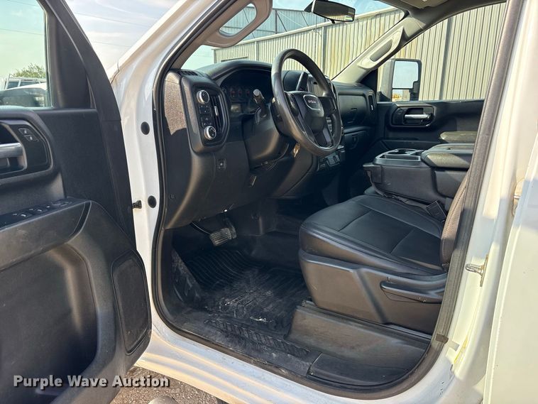 image for item FN3730 2021 GMC Sierra 2500 Crew Cab pickup truck