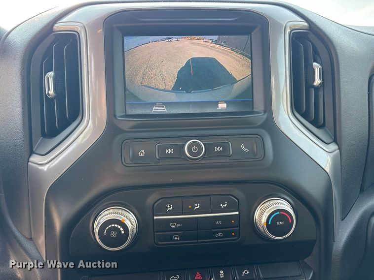 image for item FN3730 2021 GMC Sierra 2500 Crew Cab pickup truck