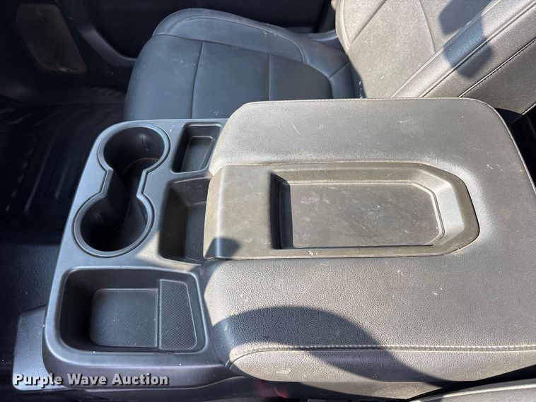 image for item FN3730 2021 GMC Sierra 2500 Crew Cab pickup truck