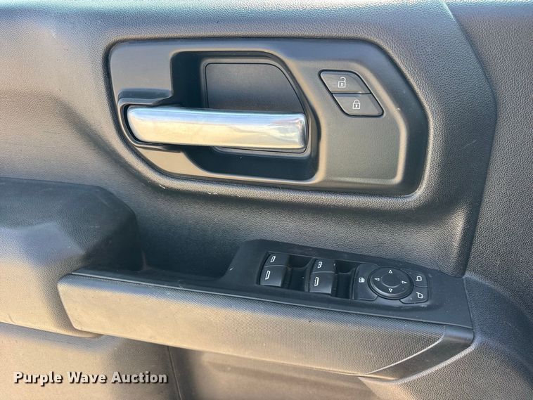 image for item FN3730 2021 GMC Sierra 2500 Crew Cab pickup truck